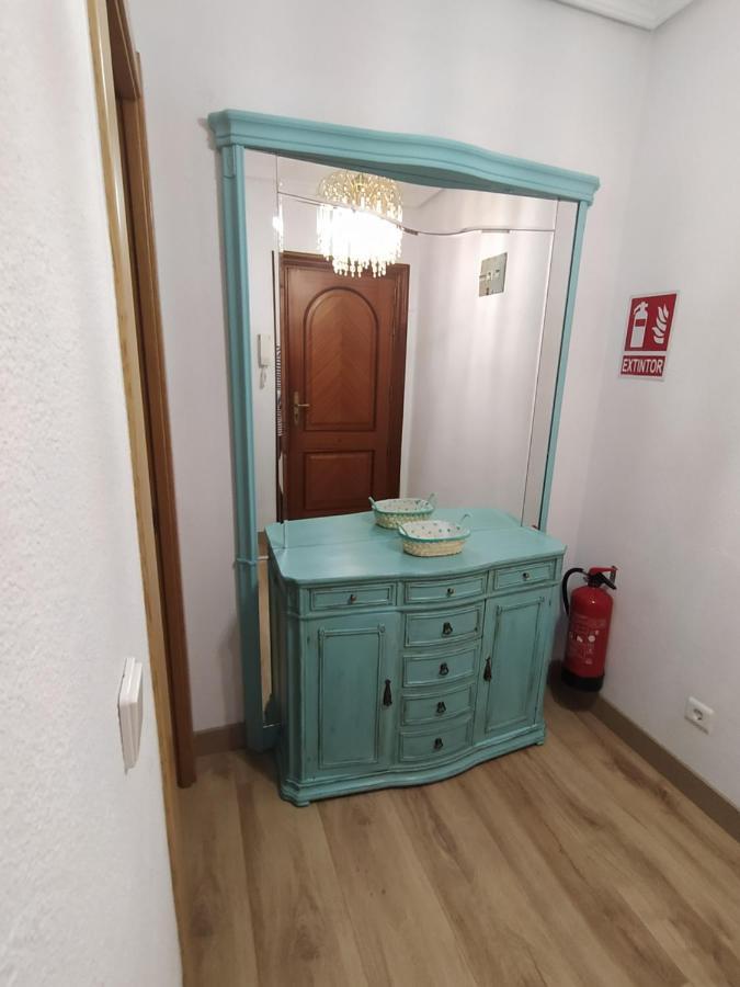 Apartamento De 120M2 Al Lado De Cabarceno Saron Exterior photo